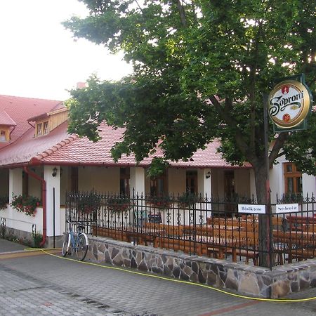Rácz Fogadó Kisoroszi Exterior foto