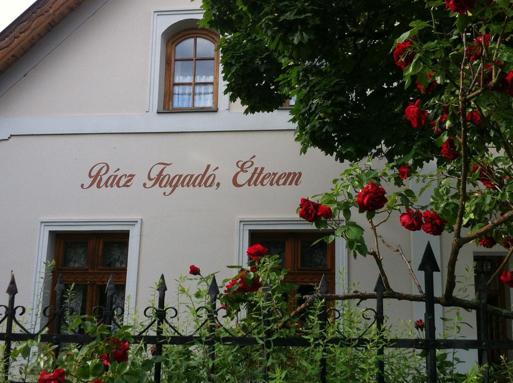 Rácz Fogadó Kisoroszi Exterior foto